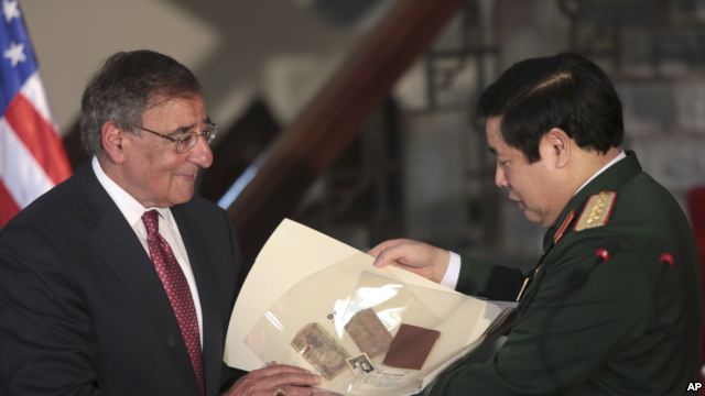 វៀតណាម-អាមេរិកជំរុញកិច្ចសហប្រតិបត្តិការលើវិស័យការពារប្រទេស