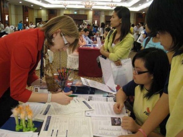 គំរោងការ៖បណ្ដាមហាវិទ្យាល័យរុស្ស៊ីត្រូវបានដាក់អោយដំណើការ