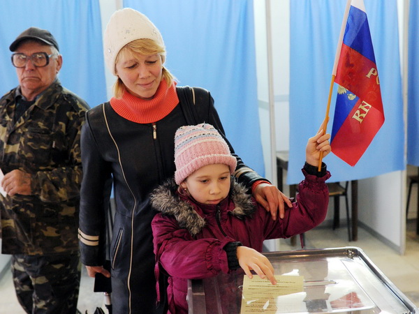 រុស្ស៊ីអាងជាថ្មីម្ដងទៀតថា៖ ការបោះប្រជាមតិរបស់ប្រជាជននៅ Crimea គឺស្របច្បាប់