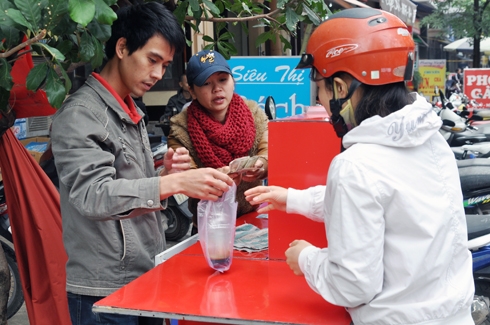 ហាងកាហ្វេចល័តតាមដងវិថី