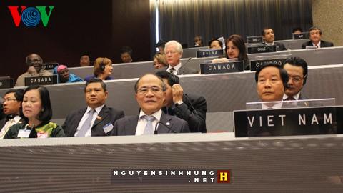 ប្រធានរដ្ឋសភាវៀតណាមអញ្ជើញចូលរួមនិងថ្លែងមតិនៅក្នុងមហាសន្និបាត IPU 130