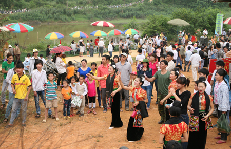 ខេត្ត Dien Bien អភិវឌ្ឍន៍ភូមិវប្បធម៌ទេសចរណ៍