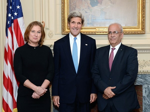 ប៉ាឡេស្ទីននិងអ៊ីស្រាអែលចាប់ផ្តើមការចរចារឡើងវិញ