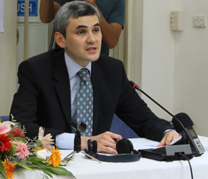 សិក្ខាសាលាស្ដីពីសន្ទស្សន៍ប្រសិទ្ធិភាពនៃការគ្រប់គ្រងនិងរដ្ឋបាលសាធារណថ្នាក់ខេត្តនៅវៀតណាម