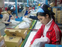 វៀតណាមខំប្រឹងប្រែងកែលំអរបរិយាកាសវិនិយោគ អាជីវកម្ម