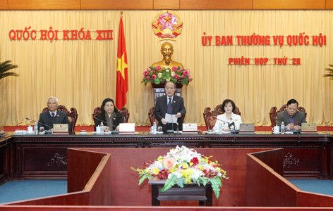 សម័យប្រជុំលើកទី ២៨ នៃគណៈកម្មាធិការអចិនត្រៃយ៍រដ្ឋសភាវៀតណាម