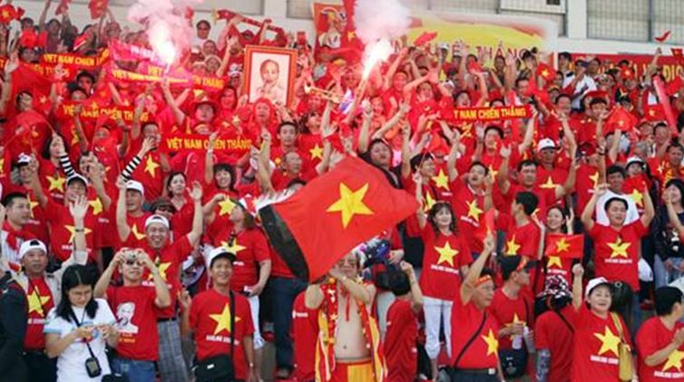 ឃោសនានិងអប់រំប្រជាជនដើម្បីសម្ដែងទឹកចិត្តការស្នេហារជាតិត្រឹមត្រូវ