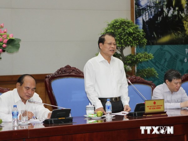 ឧបនាយករដ្ឋមន្រ្តីVuVanNinhទទួលជួបសន្ទនាជាមួយគណៈប្រតិភូជនមានគុណូបការៈនៃខេត្តដុងថាប