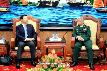 អនុរដ្ឋមន្ត្រីការពារប្រទេសវៀតណាមទទួលជួបសន្ទនាជាមួយគណៈប្រតិភូគណៈកម្មាធិការសន្តិសុខរដ្ឋសភាជាន់ទាបជប៉ុន