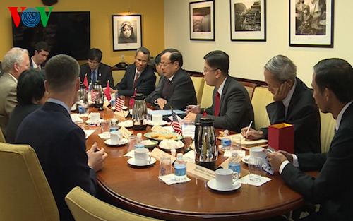 លេខាគណៈកម្មាធិការបក្សទីក្រុងហាណូយទៅបំពេញទស្សនកិច្ចនៅសហរដ្ឋអាមេរិក