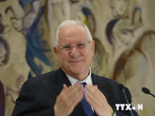 លោក Reuven Rivlin ដំណើរការពិធីសច្ចាប្រនិធានទទួលកាន់ដំណែងធ្វើជាប្រធានាធិបតីរបស់អ៊ីស្រាអែល