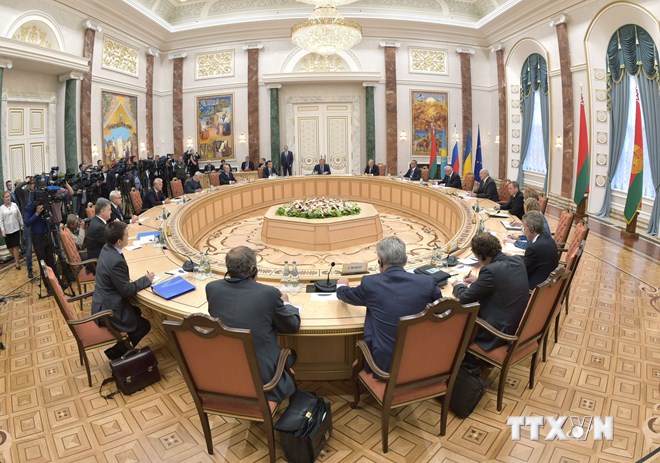 ភាគីនានាឯកភាពបន្ថយកម្តៅនៃជំលោះនៅភាគខាងកើតអ៊ុយក្រែន