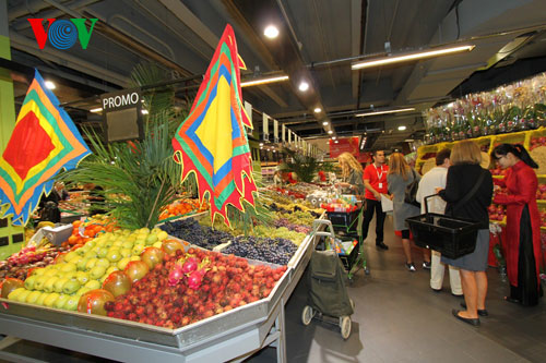 សប្តាហ៍ទំនិញវៀតណាមបានបើកនៅបារាំង