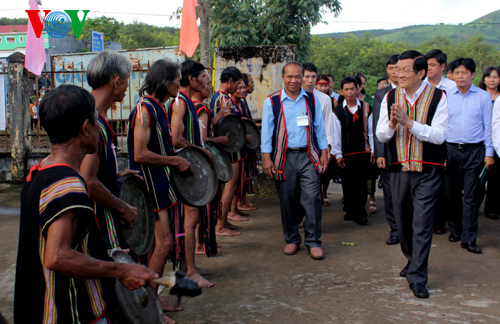 ប្រធានរដ្ឋវៀតណាមទៅបំពេញទស្សនកិច្ចការងារនៅខេត្ត Kon Tum