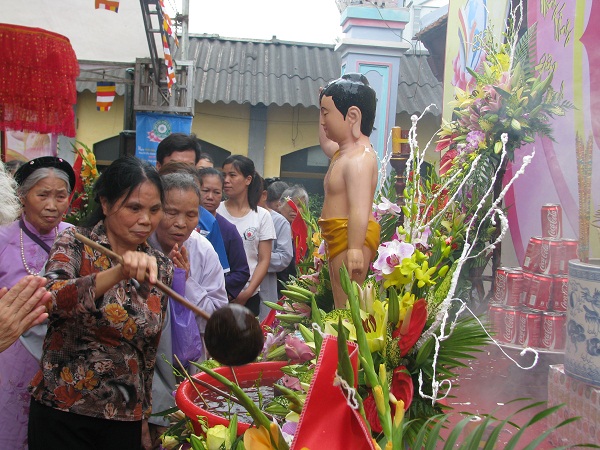 លក្ខណៈពិសេសនៃពិធីបុំណ្យនៅភូមិ Kieu Ky