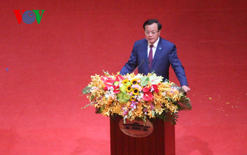 ពិធីមីទ្ទីងដ៏មហោឡារឹករំលឹកខួបលើកទី៦០នៃទិវារំដោះរដ្ឋធានី(ទី១០តុលា)