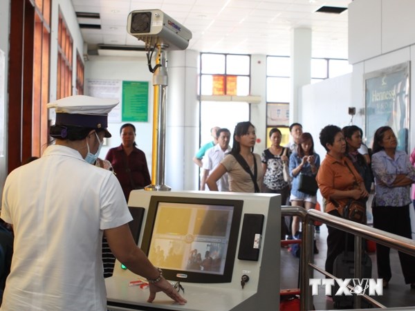 ក្រសួងសុខភិបាលត្រួតពិនិត្យដំណើរការបង្កាប្រឆាំងនឹងអាសន្នរោគអេបូឡានៅវៀតណាម