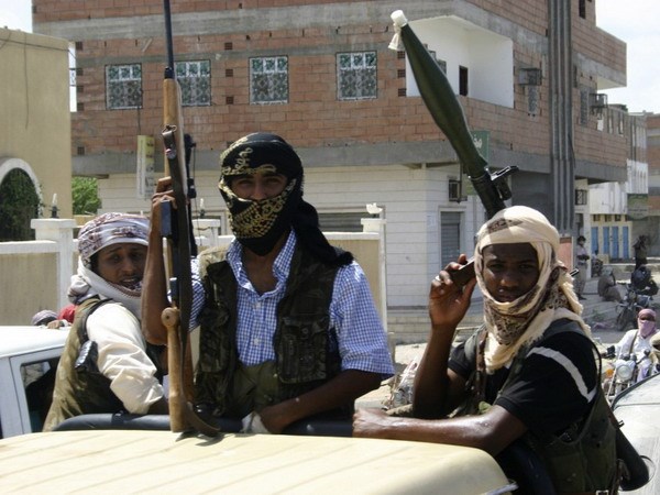 កងទ័ពលីបីរួមសហការដើម្បីដណ្តើមយកបណ្តាទីក្រុងត្រូវការទន្រ្ទានកាន់កាប់ឡើងវិញ