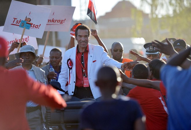 ប្រធានាធិបតី Botswana បានប្រកាសជាប់ឆ្នោតជាថ្មីម្ដងទៀត