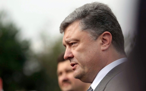 ប្រធានាធិបតីអ៊ុយក្រែនអំពាវនាវឲ្យរៀបចំការបោះឆ្នោតថ្មីនៅភាគខាងកើត