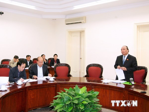 ឧបនាយករដ្ឋមន្ត្រីNGUYEN XUAN PHUCធ្វើអធិបតីកិច្ចប្រជុំត្រៀមរៀបចំការអនុវត្តរូបសណ្ឋាន៖ច្រកទ្វាចេញចូល