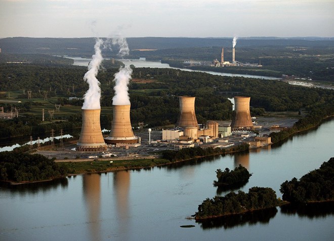 រុស្ស៊ីនិងអ៊ុយក្រែនចុះហត្ថលេខាលើកិច្ចសន្យាស្តីពីការផ្តត់ផ្គង់ឥន្ធនៈនុយក្លេអ៊ែរ