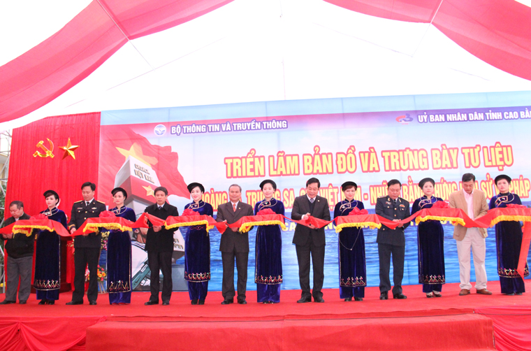 តាំងពិព័រណ៌៖ Hoang Sa, Truong Sa - បណ្ដាភ័ស្តុតាងប្រវត្តិសាស្ត្រនិងគតិយុត្តិនៅខេត្ត Cao Bang