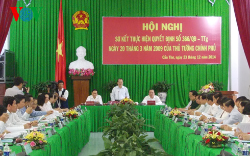 ឧបនាយករដ្ឋមន្រ្តីវៀតណាមអញ្ជើញចូលរួមពិធីបូកសរុបសេចក្ដីសម្រេចចិត្តស្ដីពីការកសាងទីក្រុង Can Tho