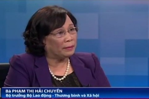 បក្សរដ្ឋថែទាំជួយឧបត្ថម្ភជនក្រីក្រនិងអ្នកមានគុណូបការៈក្នុងពិធីបុណ្យតេតប្រពៃណីឆ្នាំ ២០១៥