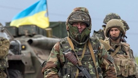 កងទ័ពអ៊ុយក្រែនប្រកាសចាប់ផ្ដើមដកអាវុធធុនធ្ងន់