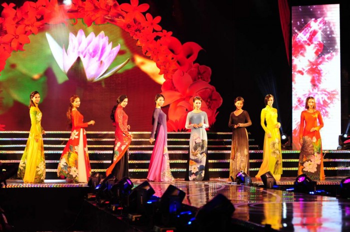 ពិធីបុណ្យអាវផាយទីក្រុងហូជីមិញឆ្នាំ ២០១៥