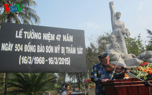 ពិធីអុចធូបរំលឹកខួបលើកទី៤៧នៃការសម្លាប់រង្គាល Son My-Quang Ngai