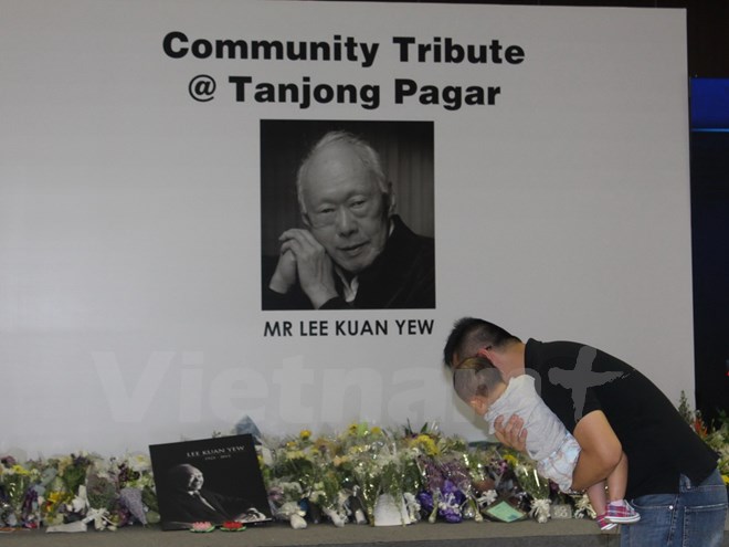 ថ្នាក់ដឹកនាំប្រទេសជាច្រើនបានចូលរួមពិធីកាន់ទុក្ខលោក Lee Kuan Yew