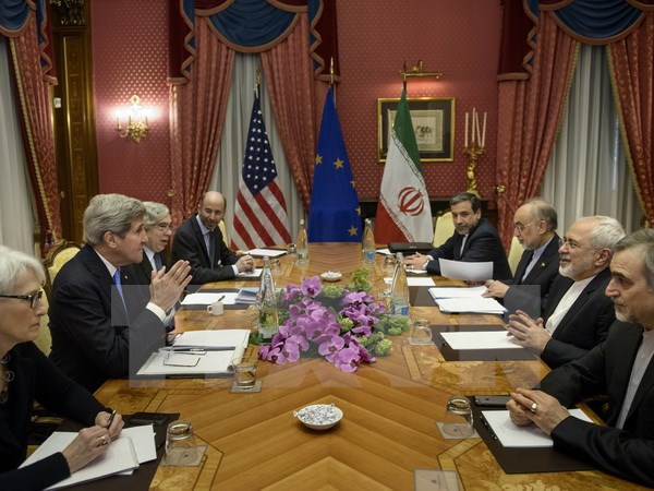 ការចរចារនៅ Lausanne ៖ អាមេរិកដាក់សម្ពាធទៅលើអ៊ីរ៉ង់ដោយការអនុវត្តវិធានការយោធា