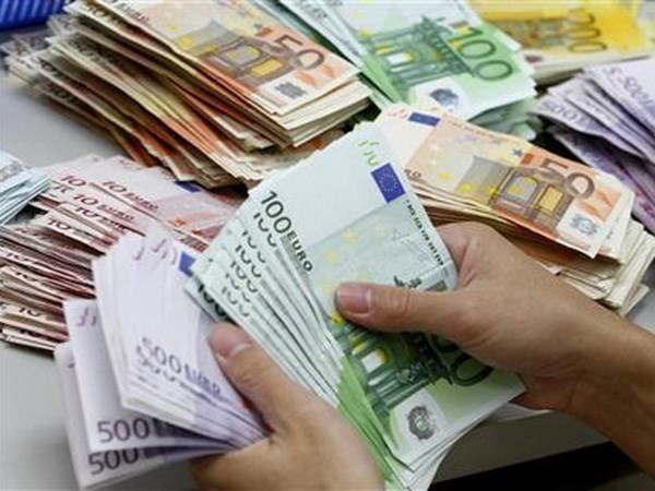 ក្រិកទូទាត់បំណុលសំរាប់ IMF ចំកាលកំណត់