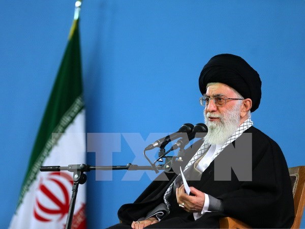 អ៊ីរ៉ង់អះអាងនឹងចុះហត្ថលេខាលើកិច្ចព្រមព្រៀងនុយក្លេអ៊ែរតែក្នុងករណីបទដាក់ទណ្ឌកម្មត្រូវបានលុបចោល