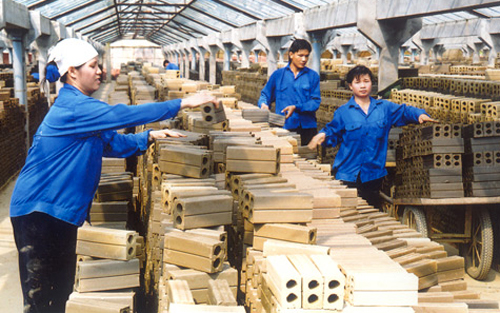 ពិធីប្រកាសរបាយការណ៍ប្រចាំឆ្នាំស្ដីពីអង្គភាពអាជីវកម្មវៀតណាម២០១៤