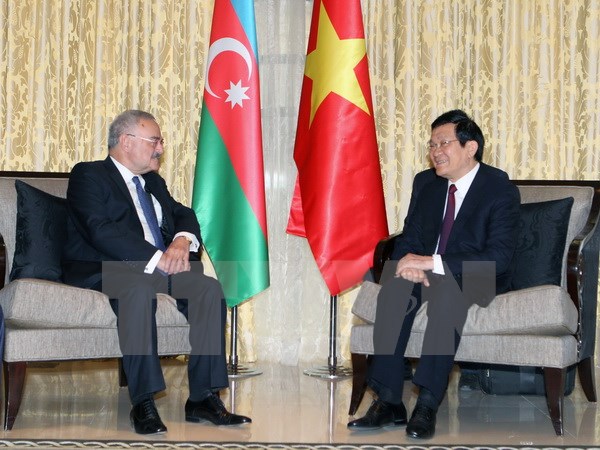 ប្រធានរដ្ឋវៀតណាមជួបសន្ទនាជាមួយនាយករដ្ឋមន្រ្តីសាធារណរដ្ឋអាហ្សែបៃហ្សង់