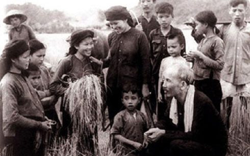 បណ្ដាដំបន់រៀបចំសកម្មភាពជាច្រើនរំលឹកខួបលើកទី១២៥នៃទិវាកំណើតលោកប្រធានហូជីមិញ