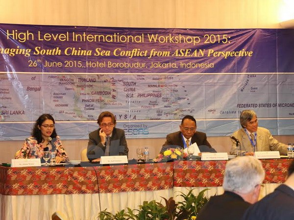 គ្រប់គ្រងជំលោះនៅសមុទ្រខាងកើតក្រោមក្រសែភ្នែករបស់អាស៊ាន