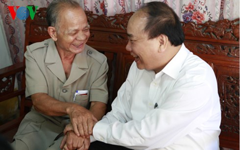ឧបនាយករដ្ឋមន្រ្តីវៀតណាមជួបប្រាស្រ័យជាមួយអ្នកបោះឆ្នោតខេត្ត Quang Nam