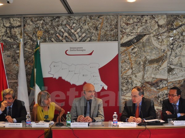 វៀតណាមនិងអ៊ីតាលីបង្កើនសហការអភិវឌ្ឍន៍រូបសណ្ឋានសហករ