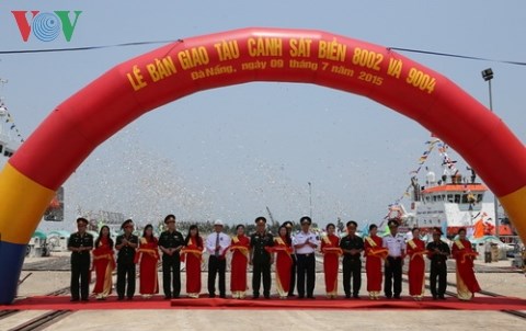 ប្រគល់នាវាចំនួន២គ្រឿងសំរាប់កំលាំងប៉ុលីសសមុទ្រ