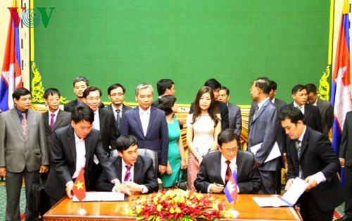 កិច្ចប្រជុំនៃក្រុមការងារចម្រុះវៀតណាម-កម្ពុជា