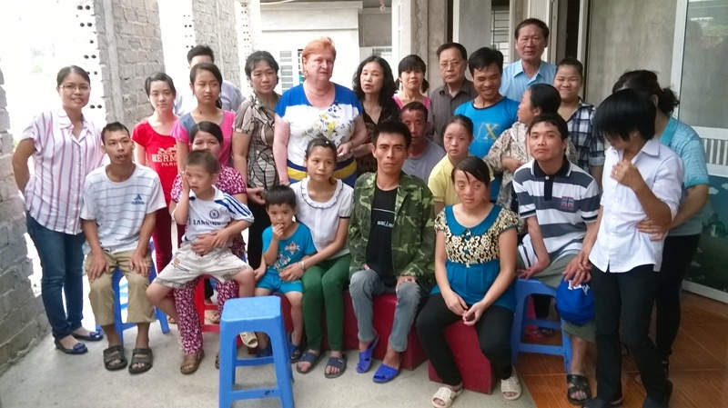 ទទួលទឹកប្រាក់ជួយឧបត្ថម្ភជនរងគ្រោះដោយជាតិគីមីពុលពណ៌លឿងទុំ/Dioxin វៀតណាម