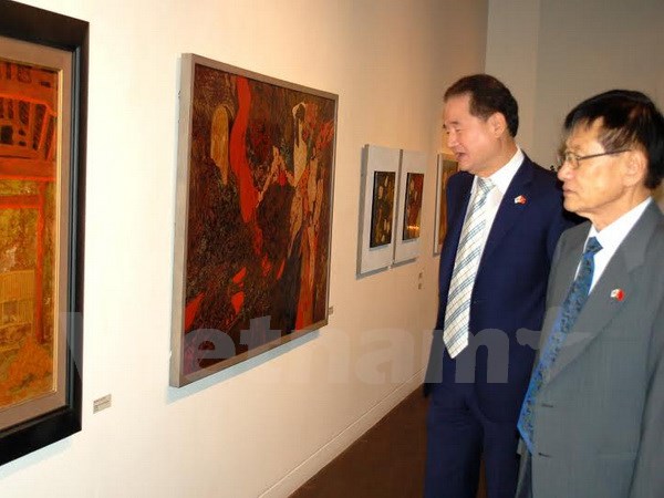 ការតាំងពិពណ៌រគំនូរខ្មុកម្រាក់វៀតណាមនៅកូរ៉េខាងត្បូង