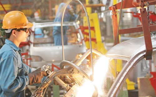 ប្រកាសរបាយការណ៍ “ផ្លាស់ប្ដូរចំណាប់អារម្មណ៍អំពីរដ្ឋនិងទីផ្សារឆ្នាំ២០១៤”