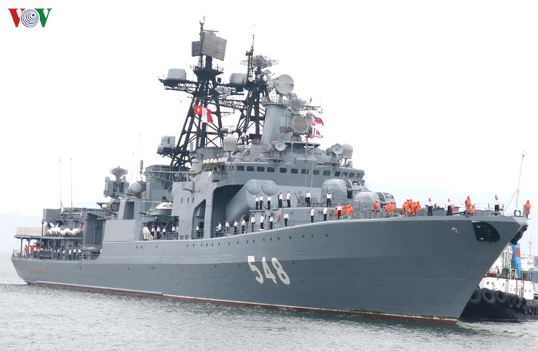 នាវាកងទ័ពជើងទឹកសហព័ន្ធរុស្ស៊ីបំពេញទស្សនកិច្ចមិត្តភាពនៅទីក្រុង Da Nang