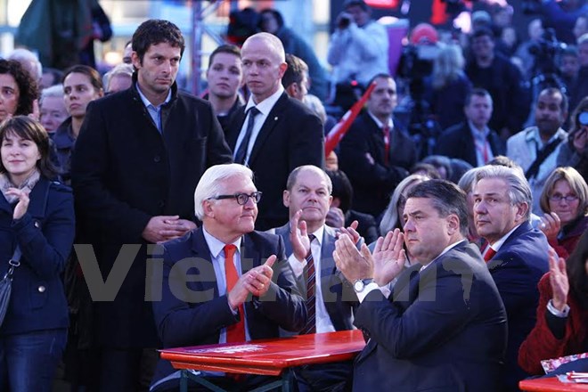 គណៈបក្ស CDU/CSU កាន់អំណាចនៅអាល្លឺម៉ង់ទទួលបានទំនុកទុកចិត្តខ្ពស់