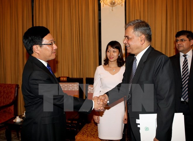 ឧបនាយករដ្ឋមន្រ្តីវៀតណាមទទួលជួបសន្ទនាជាមួយអនុរដ្ឋមន្រ្តីការបរទេសប៉ាគីស្ថាន